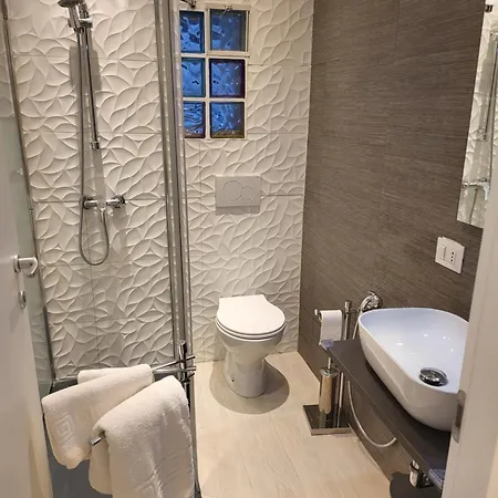 Vatican Tolemaide 2 2 Bagni 罗马